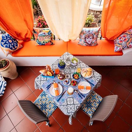 Lauricella Bed And Breakfast Lipari  Bagian luar foto