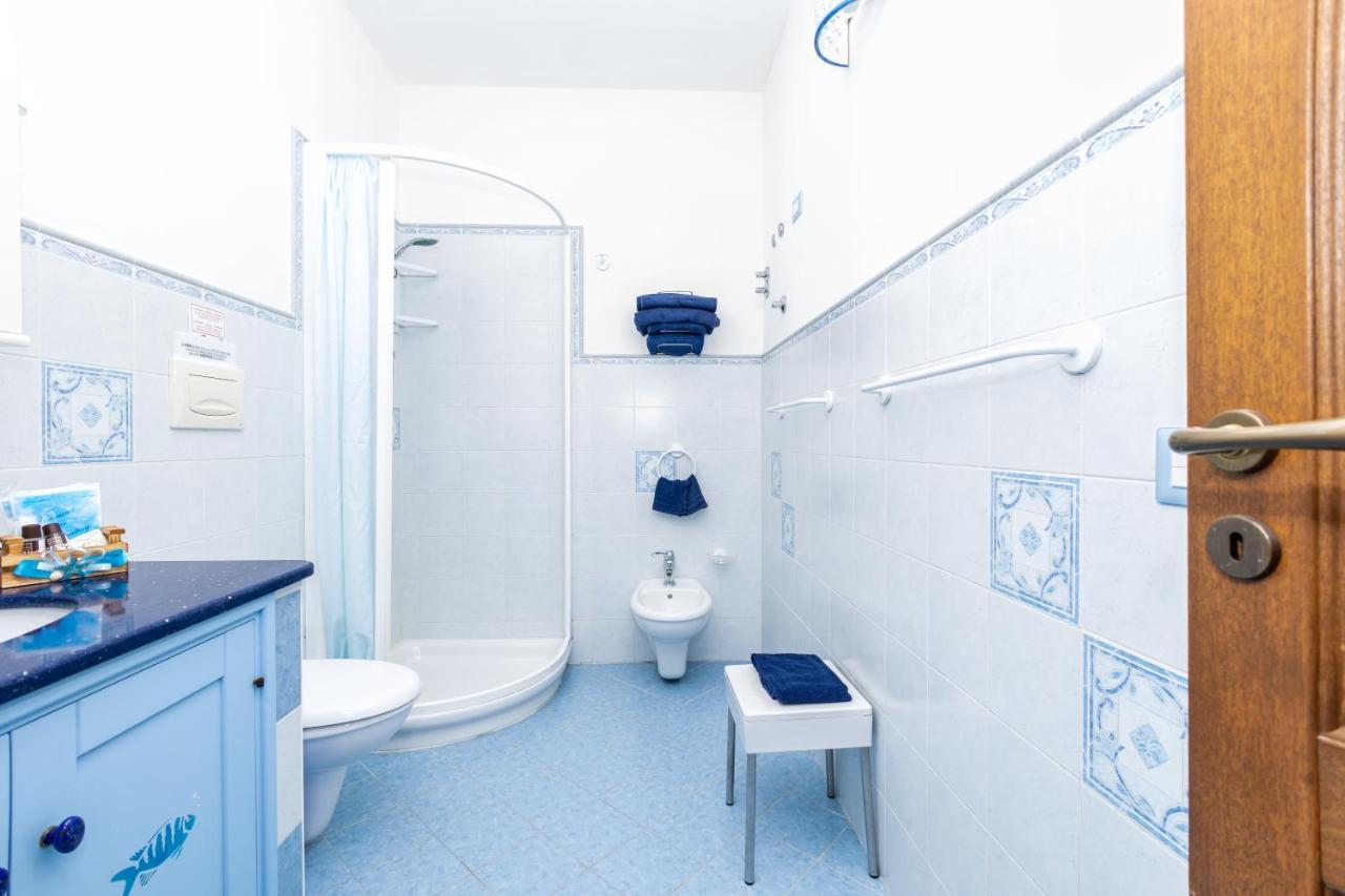 Lauricella Bed And Breakfast Lipari  Bagian luar foto
